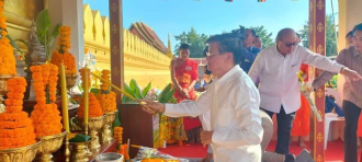 President Thongloun Sisoulith Attends That Luang Festival, Highlights Lao Culture and Industry